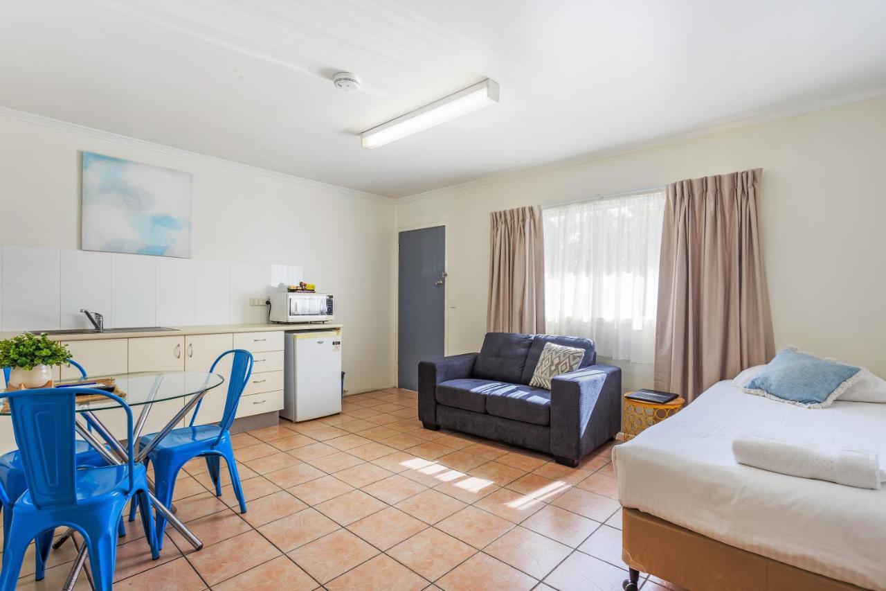 Top Spot Motel Maroochydore Extérieur photo