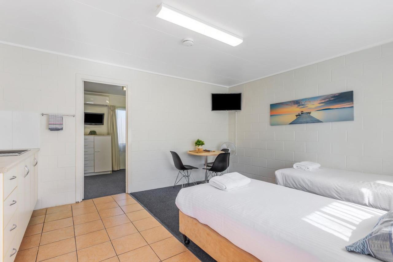 Top Spot Motel Maroochydore Extérieur photo