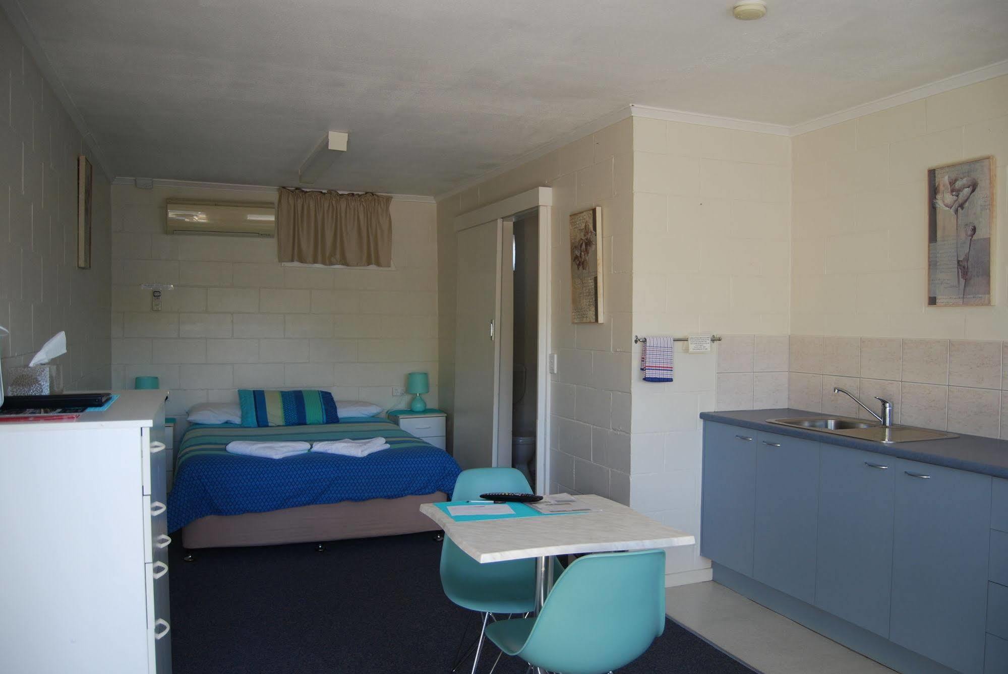 Top Spot Motel Maroochydore Extérieur photo