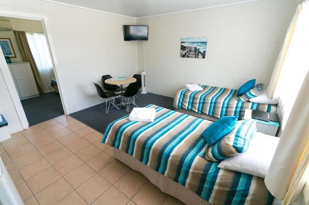 Top Spot Motel Maroochydore Extérieur photo