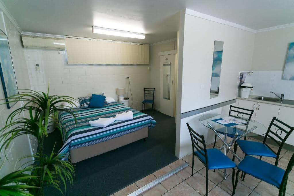 Top Spot Motel Maroochydore Extérieur photo